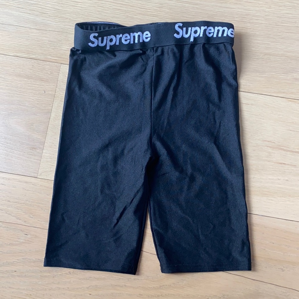 Redone “supreme” logo biker shorts vintage